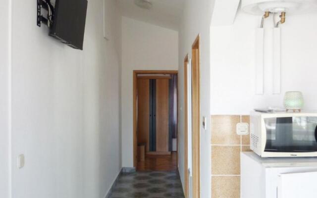 Bozica 70m from the beach & parking A3