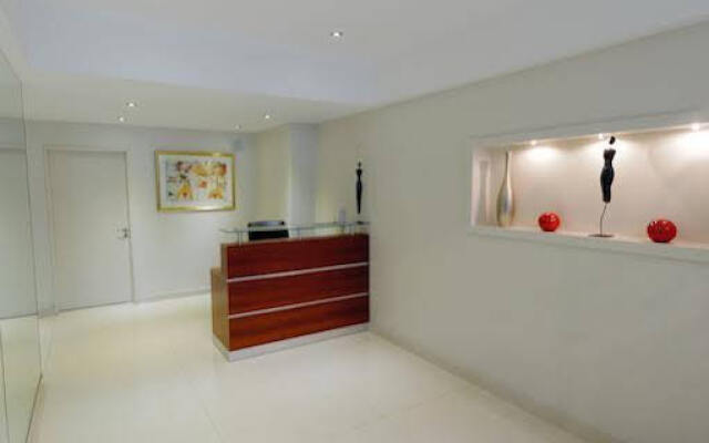 Senillosa House