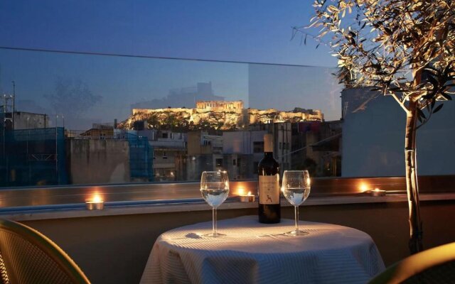 Old Athens style 1bdr with Acropolis view rooftop!