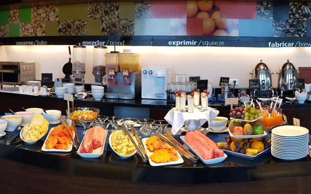 Hampton by Hilton Santa Cruz/Equipetrol, Bolivia