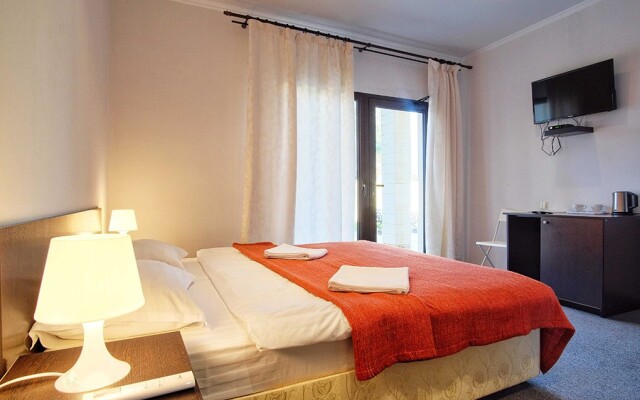 Vesna Hotel