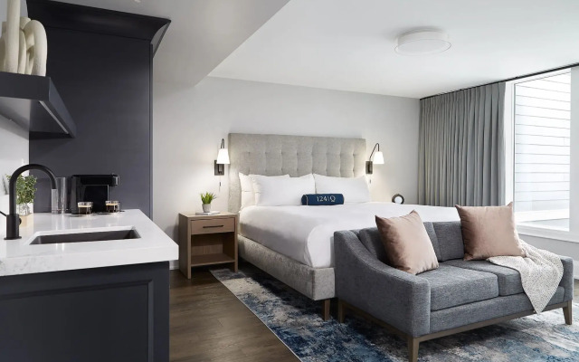 124 on Queen Hotel & Spa