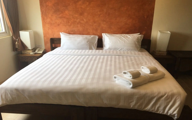 Arcadia Maephim Serviced Apartment