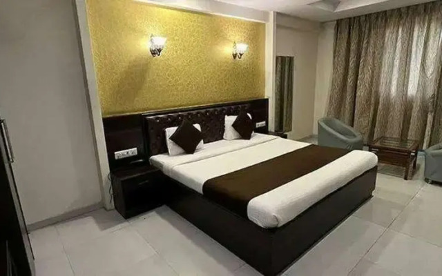 Fabhotel Shivam I