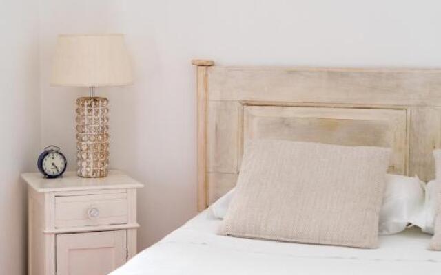 Pateo Santo Estevao-Self Catering Apartments