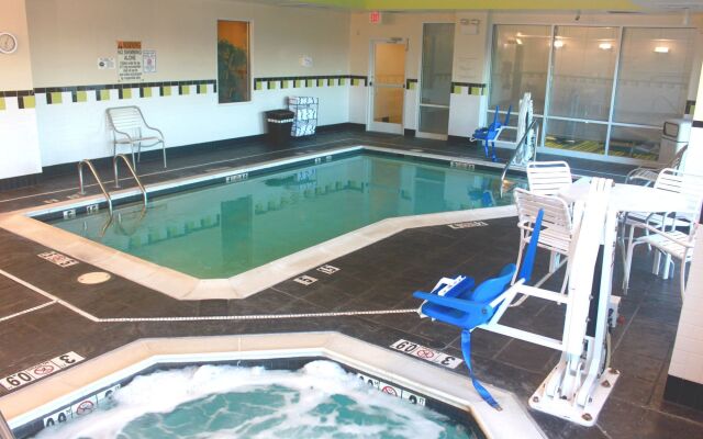 Fairfield Inn & Suites by Marriott Lexington North
