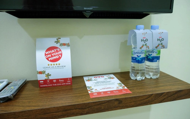 OYO 1149 Hotel Mustika