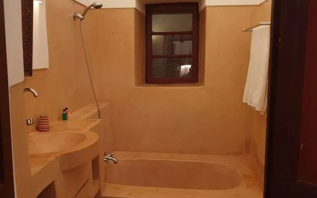 Riad Neela