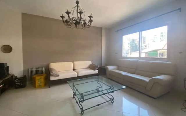 Stunning 2-bed Apartment in Achrafieh Beirut