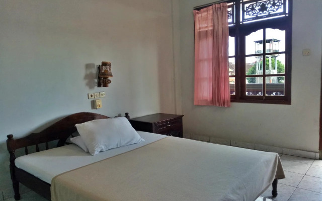 Taman Mekar Beach Inn