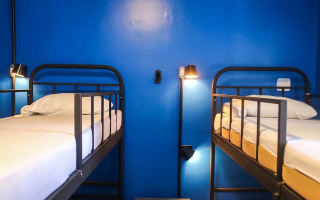 Ôvibe Party Hostel & Arts