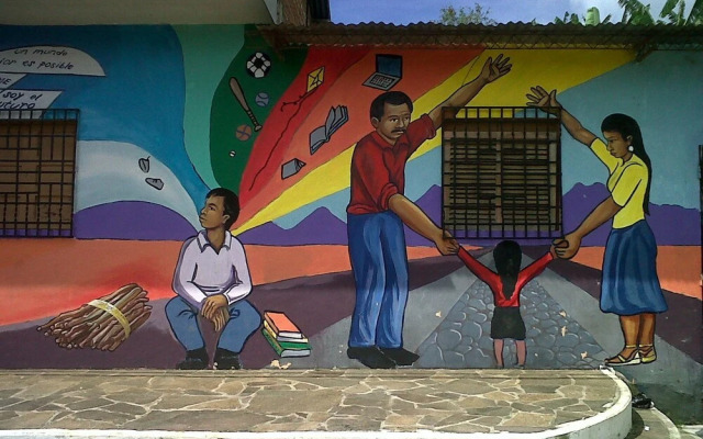 Lo Nuestro Ataco