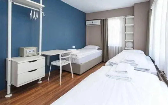 Twins Rooms Hostel