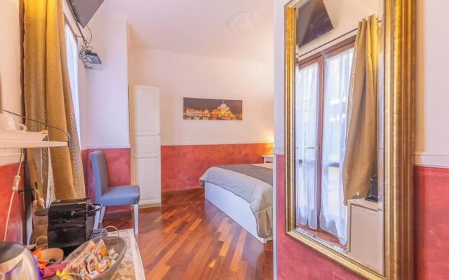 Room-camera Doppia in History House