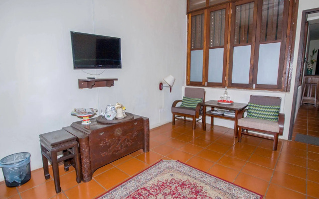Noordin Street House