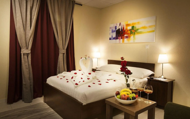 Palms Lily Hotel Suites