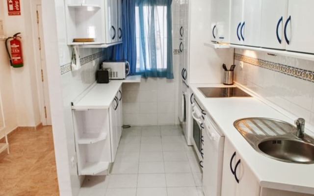 Apartment - 2 Bedrooms with Pool and WiFi - 107322