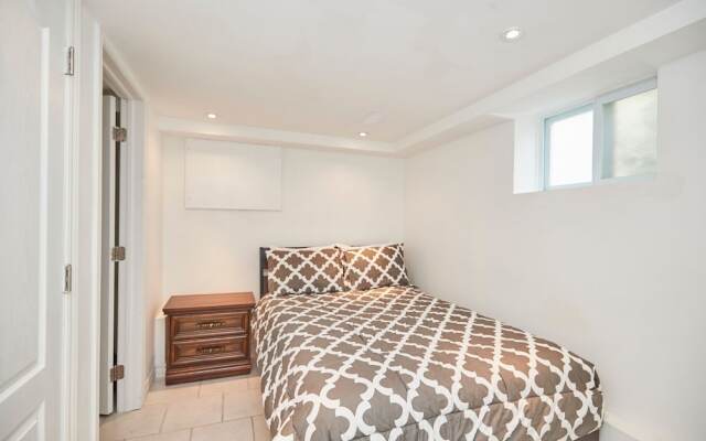 Magnificent Stay by The Falls