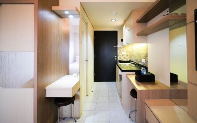 Compact And Comfy Studio At Puri Mas Apartment