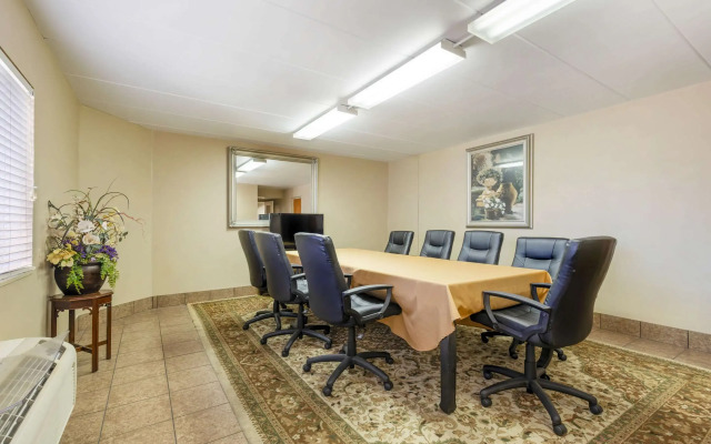 Comfort Inn University Center
