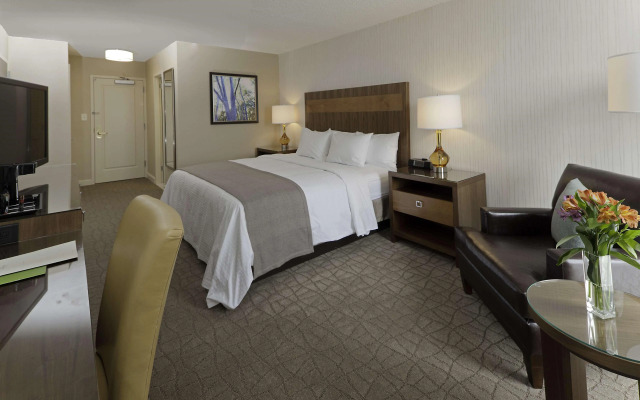 Doubletree by Hilton Pittsburgh — Green Tree