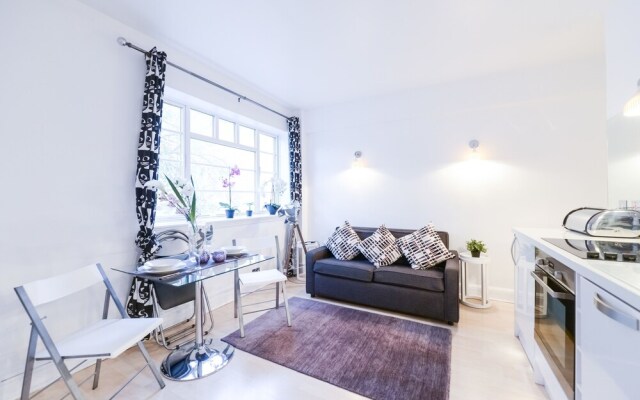 Leicester Square 1 bedroom apartment