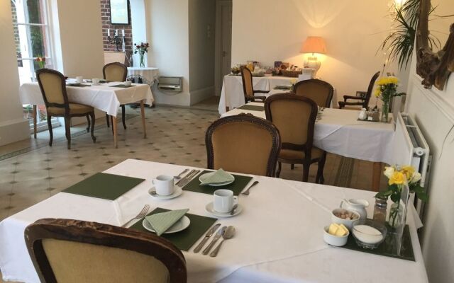 Aylestone Court Hotel