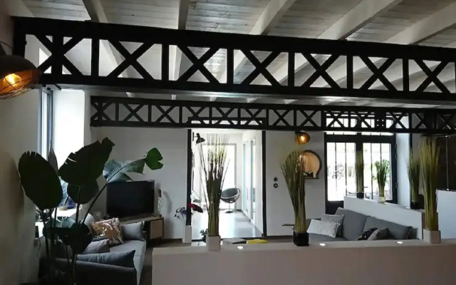 Magnificent Villa in Nuaille-d'aunis With Wellness