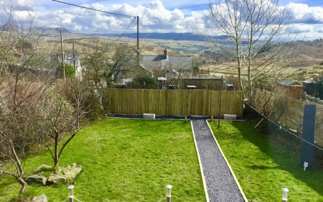 Slate Mountain Cottage Near zip World Snowdonia