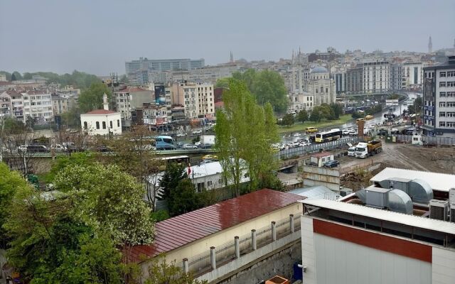 Hotel Nayla