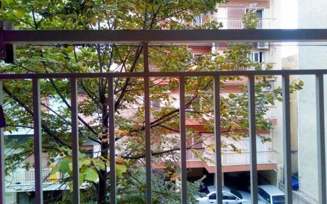 Beautiful Apartment -up to 4 guests- close to City Centre!