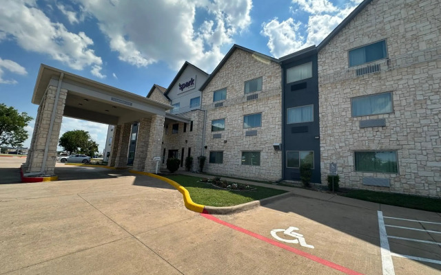 Spark by Hilton Round Rock