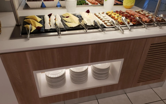 Elea Beach Hotel