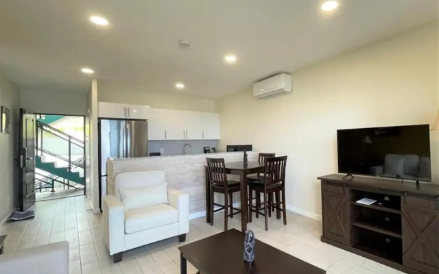 Hillsboro Residence & Suites Condo Hotel