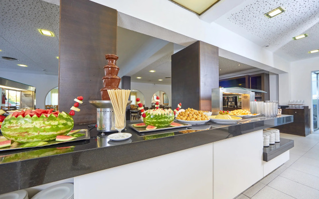 Gavimar Ariel Chico Hotel and Apartments