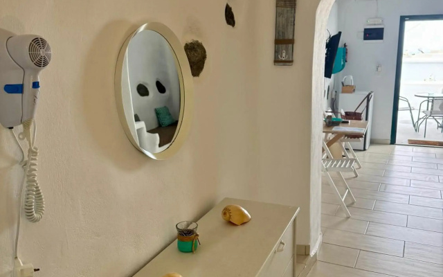 Manias Fira Residences