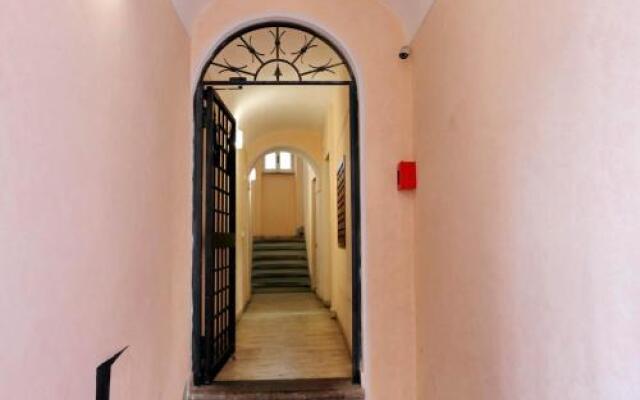 Rent in Rome Trevi Fountain Suite