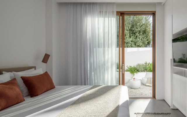 Villa Mimaze Minimalist Living