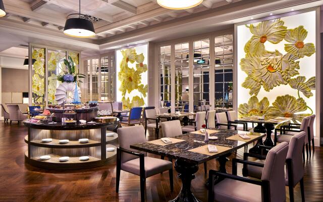 Crowne Plaza Zhengzhou by IHG