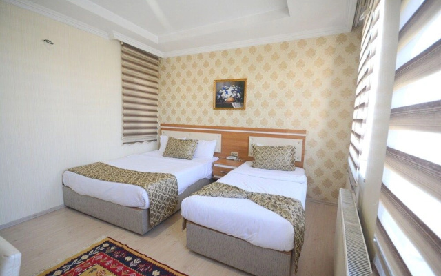 Dimet Park Hotel