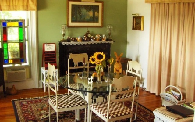 Stirling House Bed & Breakfast
