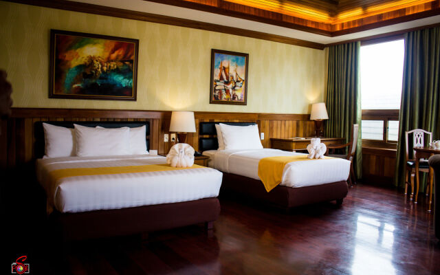 Alta D' Tagaytay Hotel