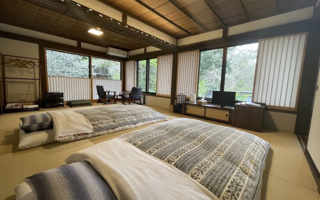 Shukubo Kakurinbo