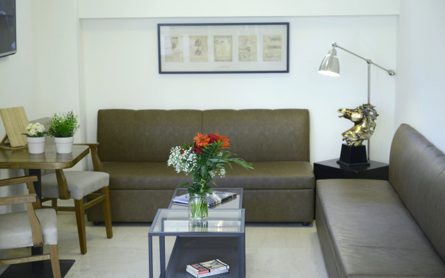 Phidias Hotel