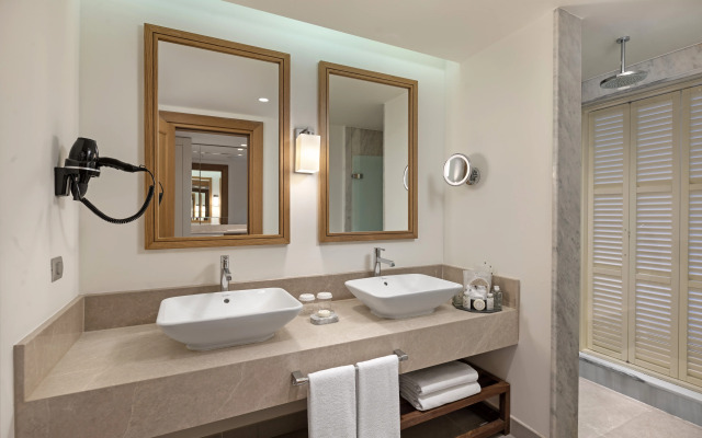 Titanic Luxury Collection Bodrum