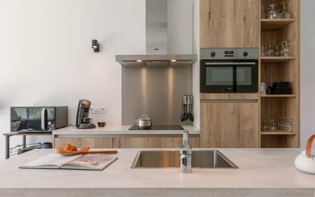 Family-friendly House With Sunny Terrace and Garden