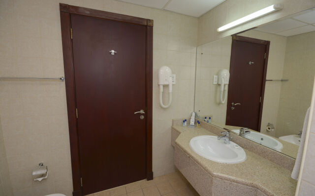 Parkside Suites Hotel Apartment