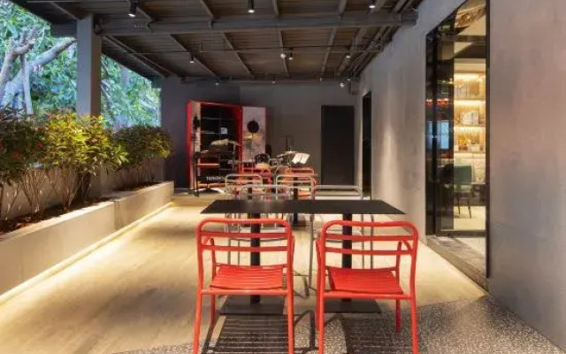 Ibis Hotel (Xiamen Jimei Shili Changdi Branch)