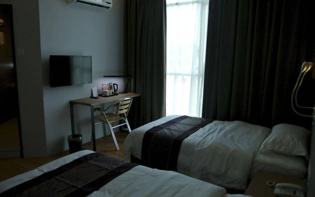 Super 8 Hotel @ Bayan Baru