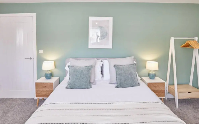 Host Stay Flat 3 Glenholme House